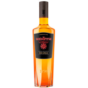Santa Teresa - Añejo (0.7 ℓ)
